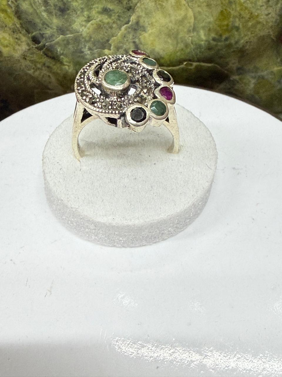Luxury Multi-Stone Ruby, Emerald & Sapphire Ring – 925 Sterling Silver with Rhodium Polish**
Celebrate elegance and vibrant beauty with this exquisite Multi-Stone Ruby, Emerald & Sapphire Ring, meticulously crafted in genuine 925 Sterling Silver and en
