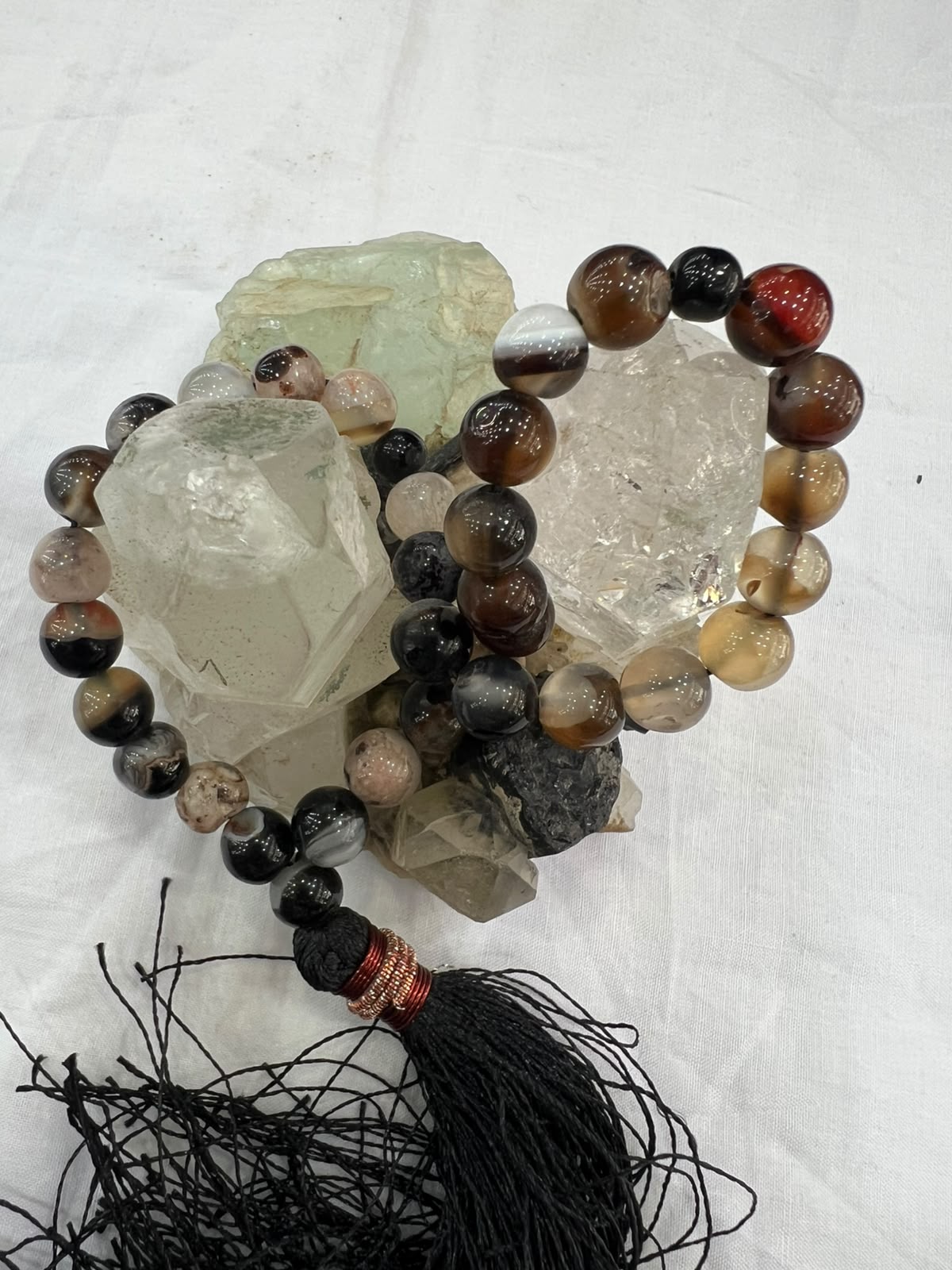 Aqeeq Stone Tasbeeh – Natural Beauty & Spiritual Elegance