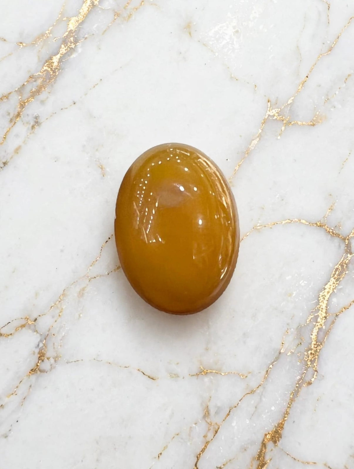 Natural Zard Aqeeq Stone (Yellow Agate)