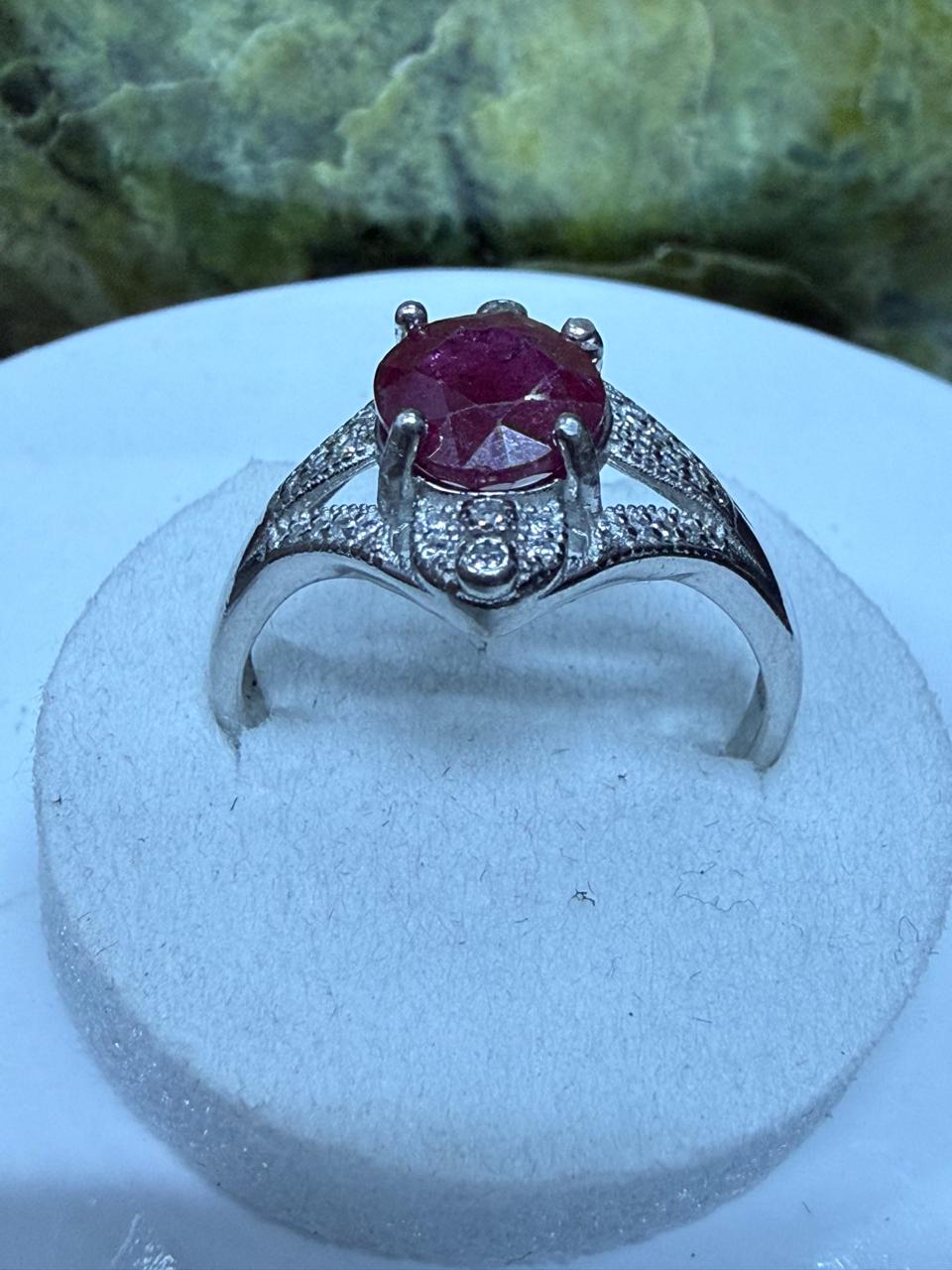 Ruby Stone Ring – 925 Sterling Silver
Add timeless elegance to your jewelry collection with this stunning Ruby Stone Ring, beautifully handcrafted in genuine 925 sterling silver. Featuring a vibrant red ruby, this ring symbolizes love, passion, confidence