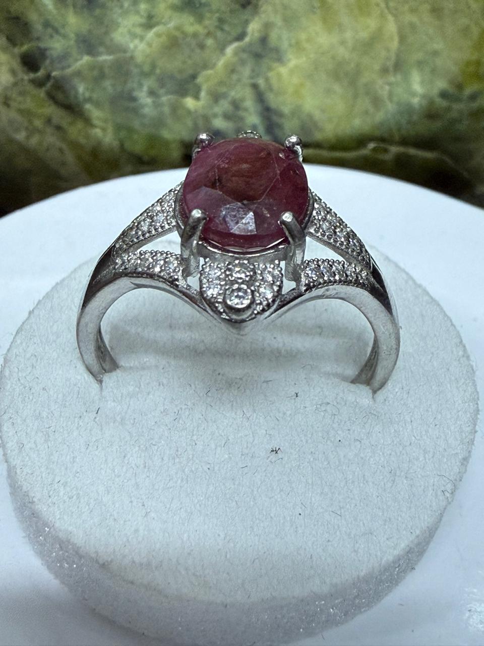 Ruby Stone Ring – 925 Sterling Silver
Add timeless elegance to your jewelry collection with this stunning Ruby Stone Ring, beautifully handcrafted in genuine 925 sterling silver. Featuring a vibrant red ruby, this ring symbolizes love, passion, confidence