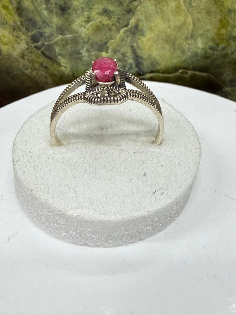 Ruby Stone Ring – 925 Sterling Silver
Add timeless elegance to your jewelry collection with this stunning Ruby Stone Ring, beautifully handcrafted in genuine 925 sterling silver. Featuring a vibrant red ruby, this ring symbolizes love, passion, confidence