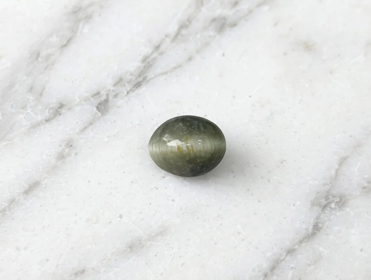 Natural Cat's Eye Stone 🐱