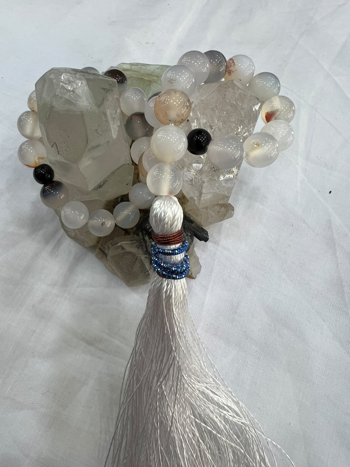 Aqeeq Stone Tasbeeh – Natural Beauty & Spiritual Elegance