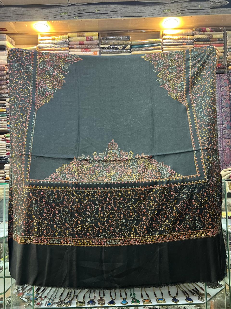 Pashmina Full Handwork Shawl – A Masterpiece of Timeless Elegance