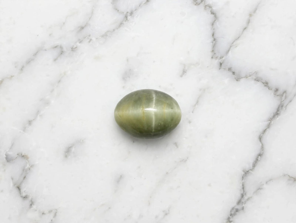 Natural Cat's Eye Stone 🐱