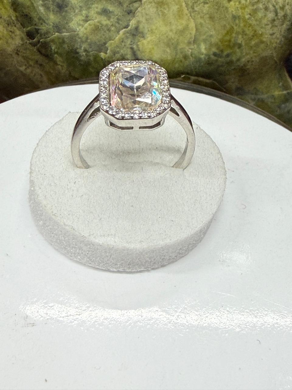 White Zircon Stones Ring Sliver 925