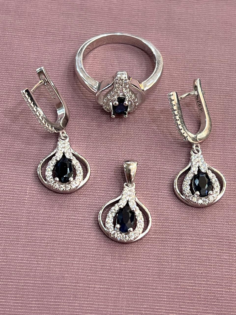 925 Rohdium Sliver Sapphire Stone Set