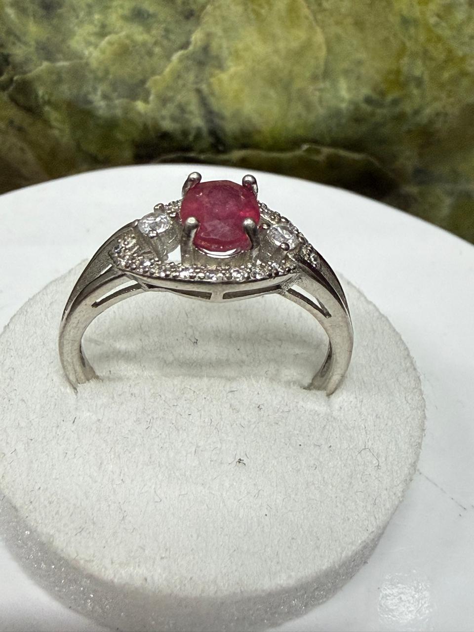Ruby Stone Ring – 925 Sterling Silver
Add timeless elegance to your jewelry collection with this stunning Ruby Stone Ring, beautifully handcrafted in genuine 925 sterling silver. Featuring a vibrant red ruby, this ring symbolizes love, passion, confidence