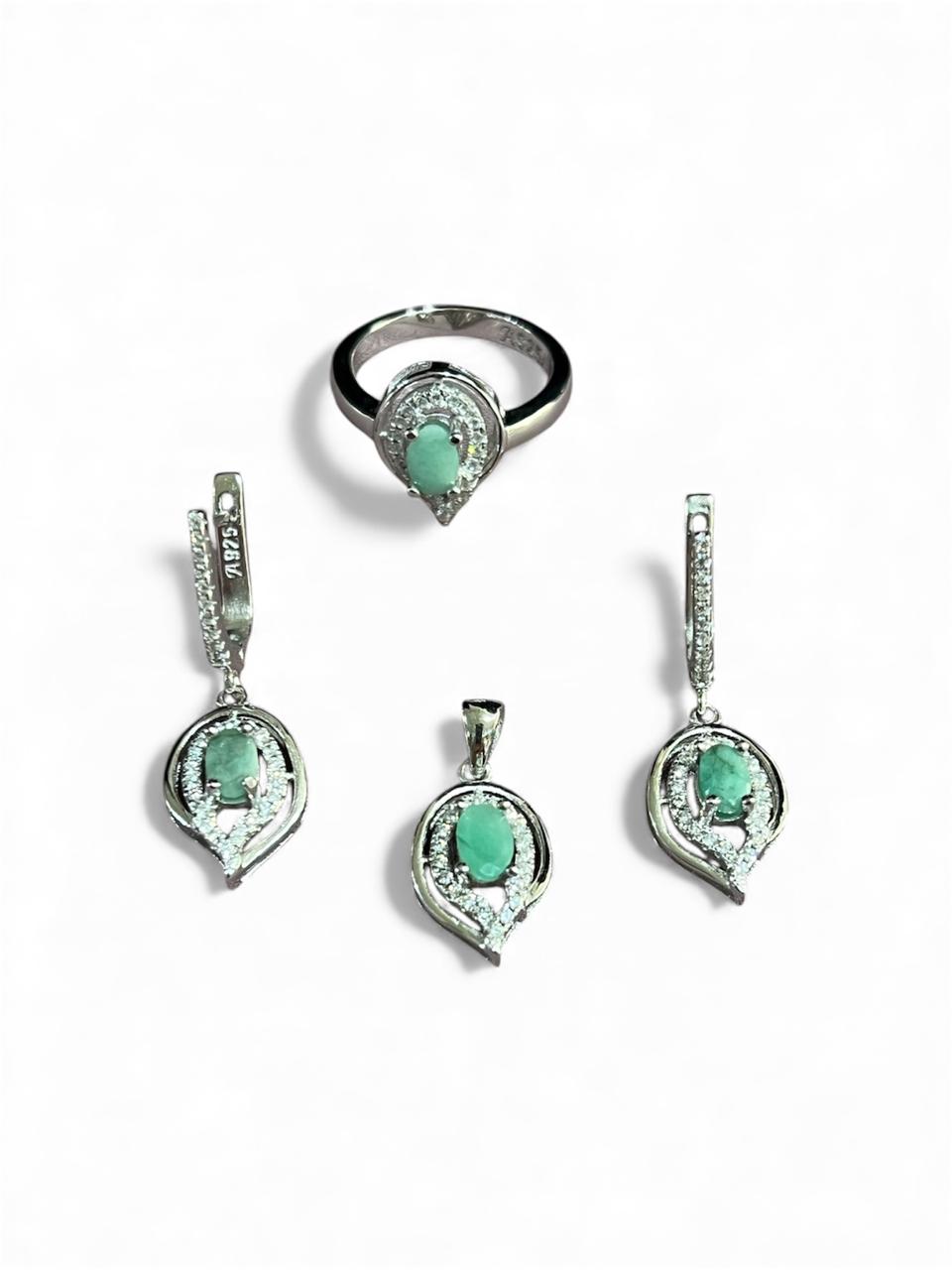 925 Rohdium Sliver Emerald Stone Jewelry Set