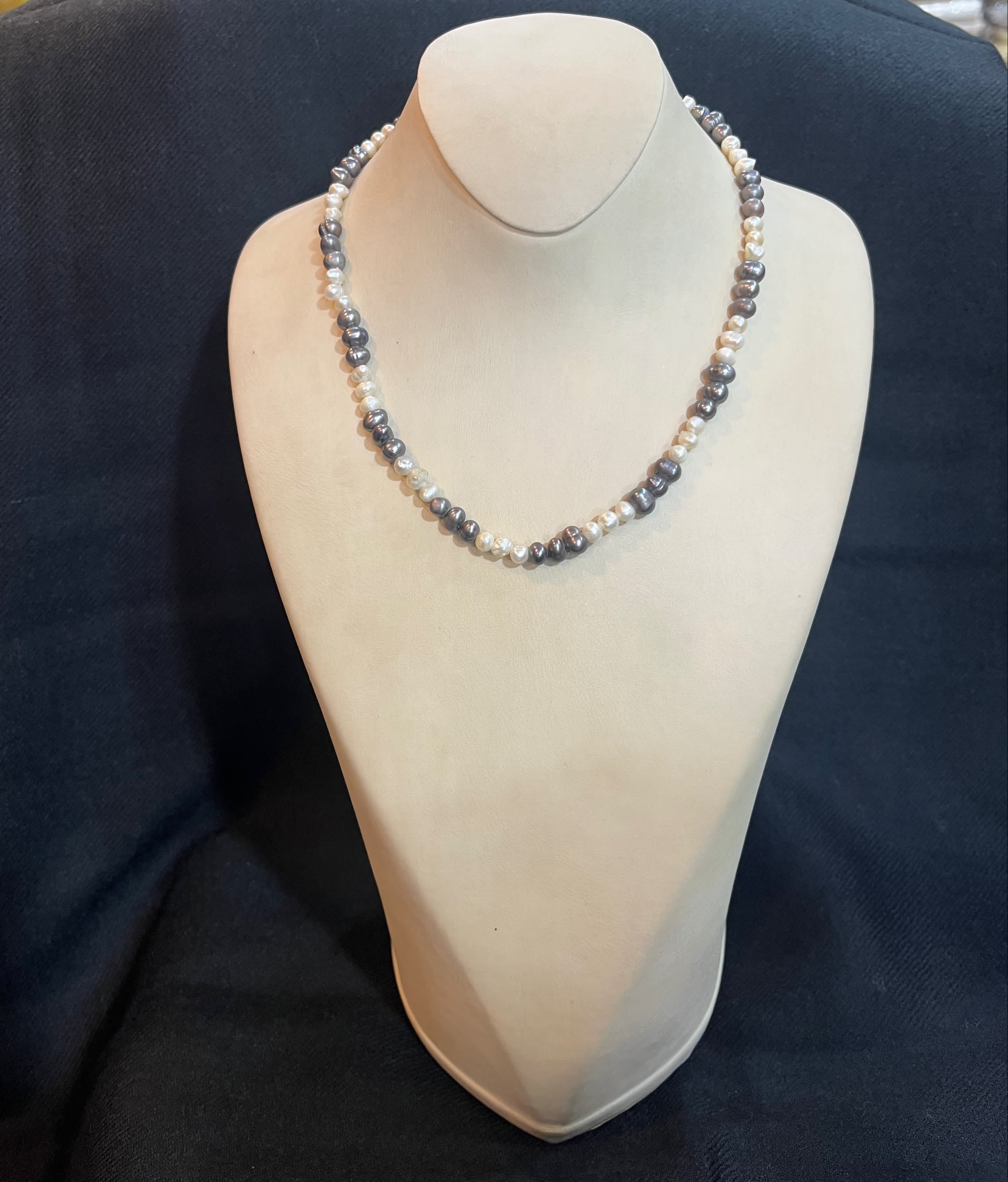 Fresh Water Pearls Necklace